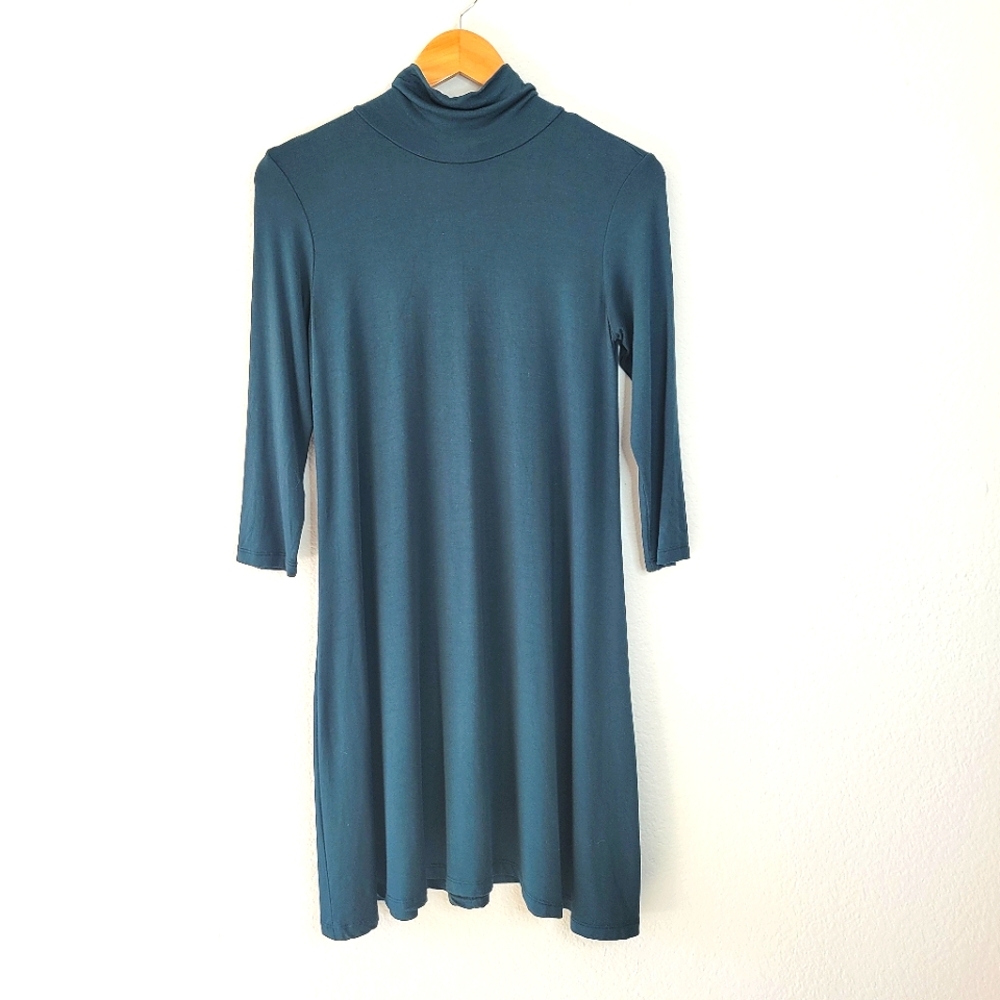 Amour Vert Fiana Swing Dress size S Darkest Spruce A-line Mock Neck 3/4 Sleeve